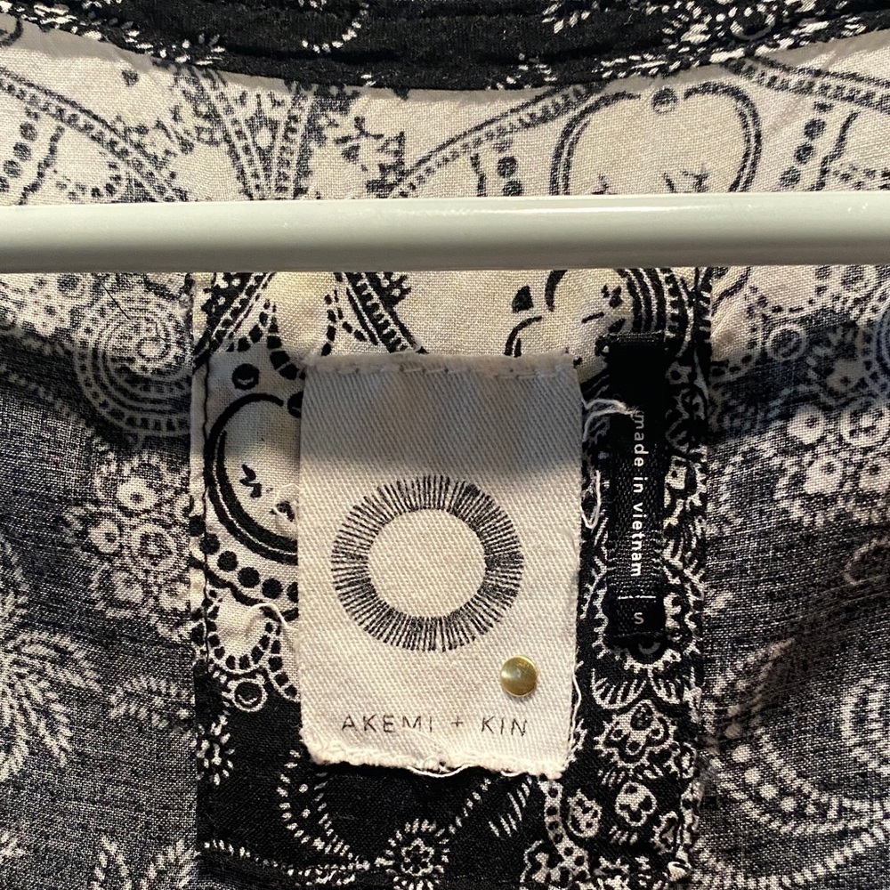 Anthropologie Akemi + Kin Ikat Mixed Print Cotton Boho Top Small - Picture 3 of 8